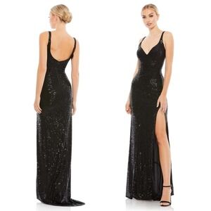 NWT‎ Mac Duggal Black Fully Sequined Scoop Back Gown - Size 0
